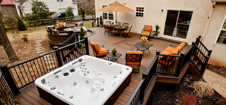 Creative Custom Decks Design in Lynwood, CA