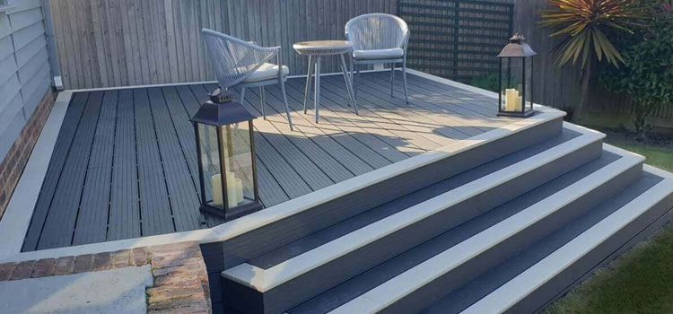 TREX Decking in Lynwood, CA